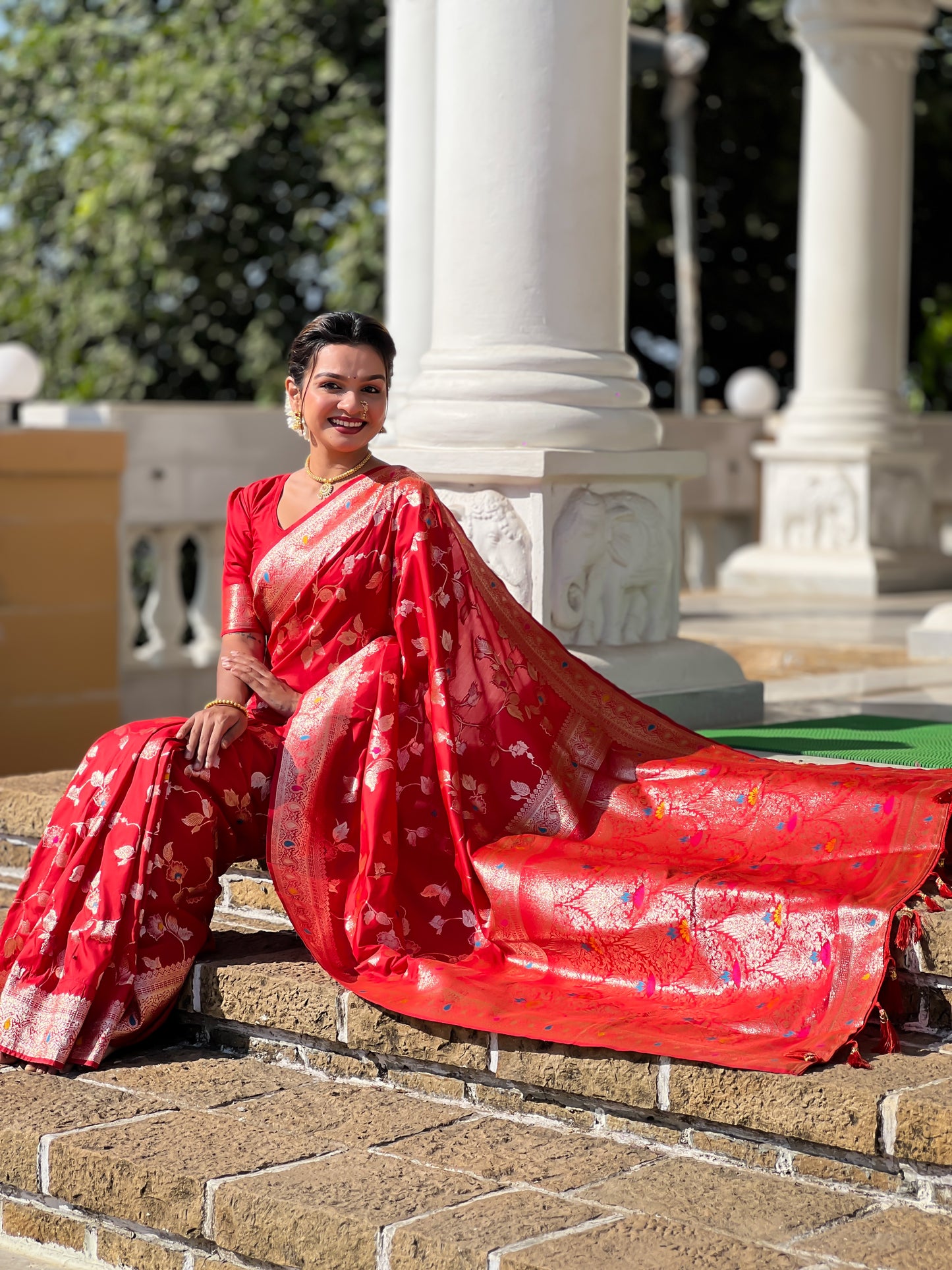 Soft Banarasi Silk Saree With Zari Weaving Minakari Touchup Design