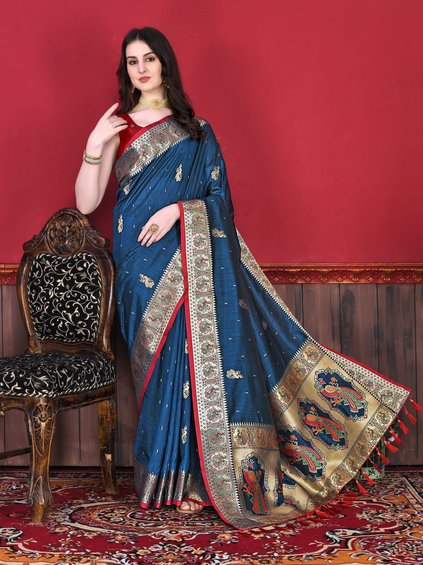 Soft Paithani Silk Saree with Gold Zari Weaving Motifs