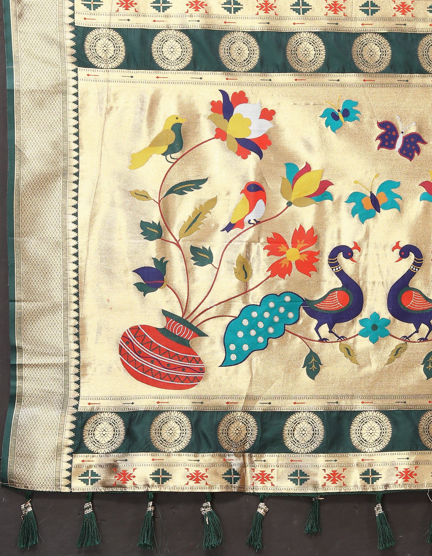 Soft Paithani Silk Saree with Zari Weaving Design.