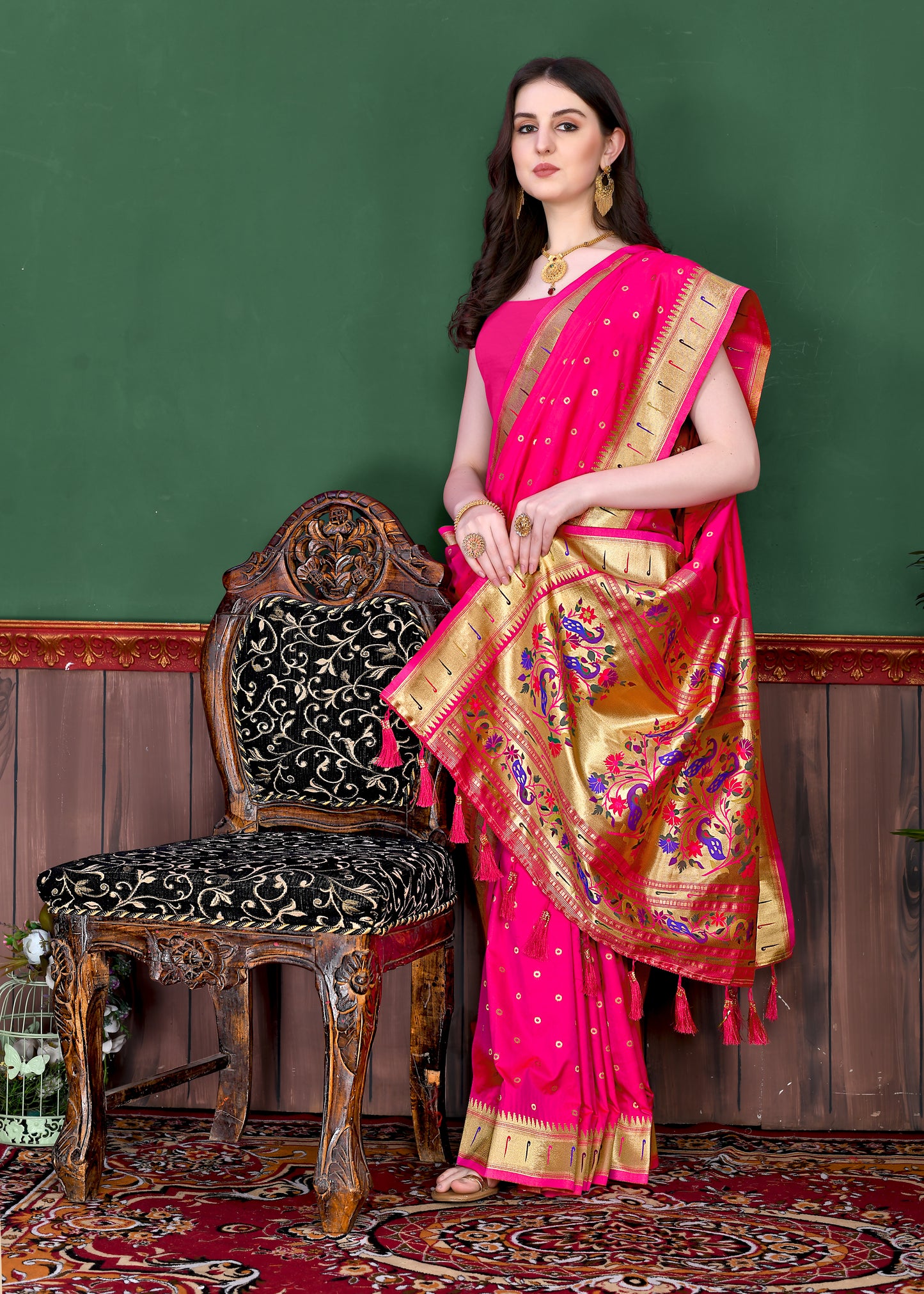 Soft Paithani Silk Saree with Gold Zari Weaving Motifs