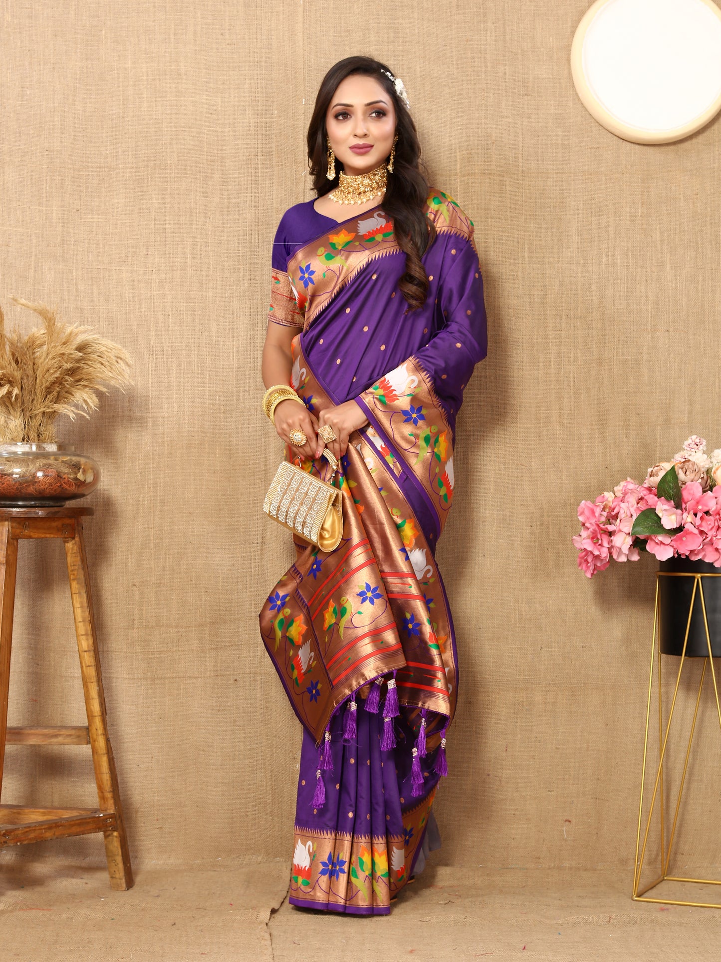 Soft Paithani Silk Saree with Meenakari Weaving Design.