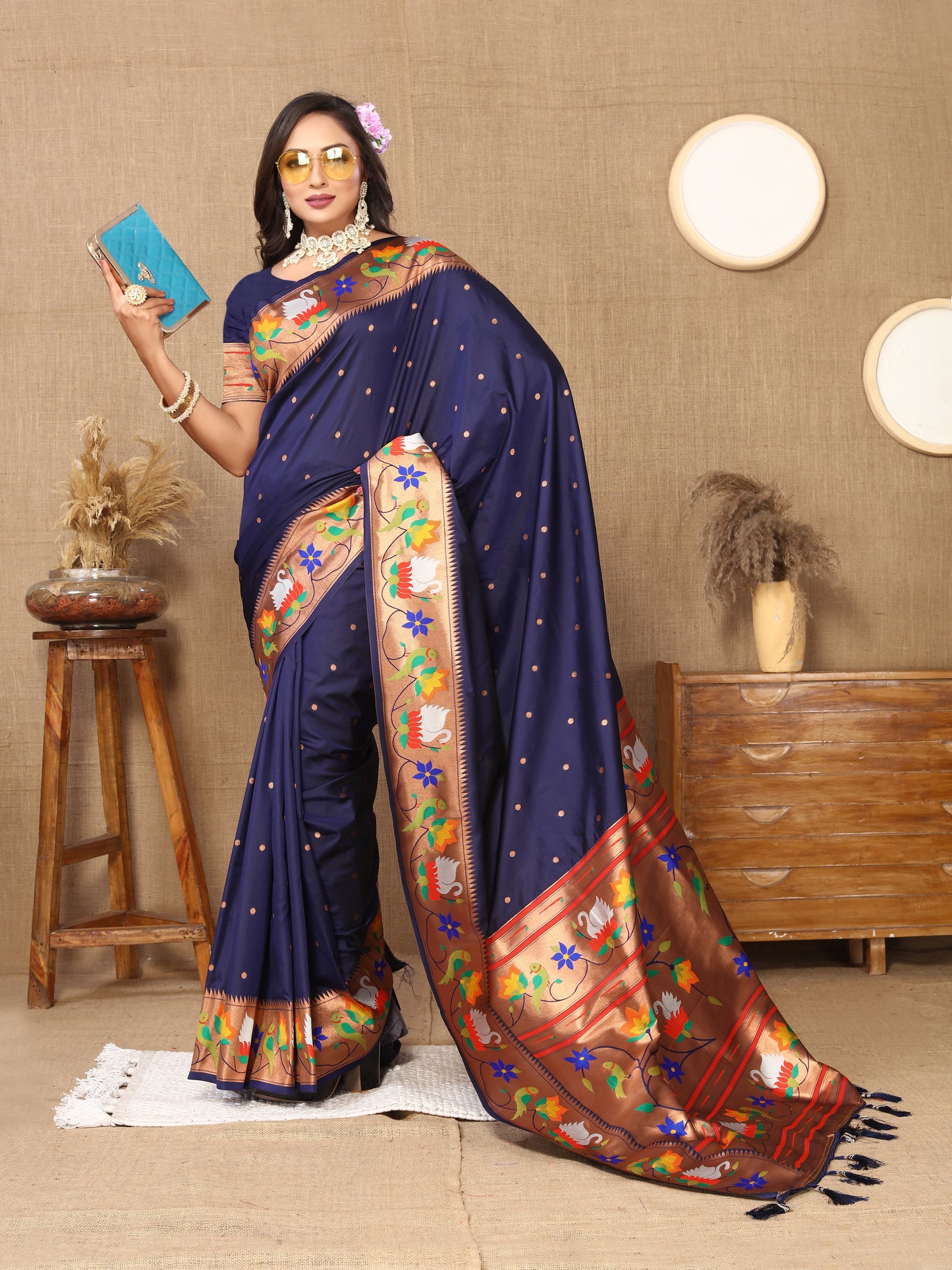 Soft Paithani Silk Saree with Meenakari Weaving Design.