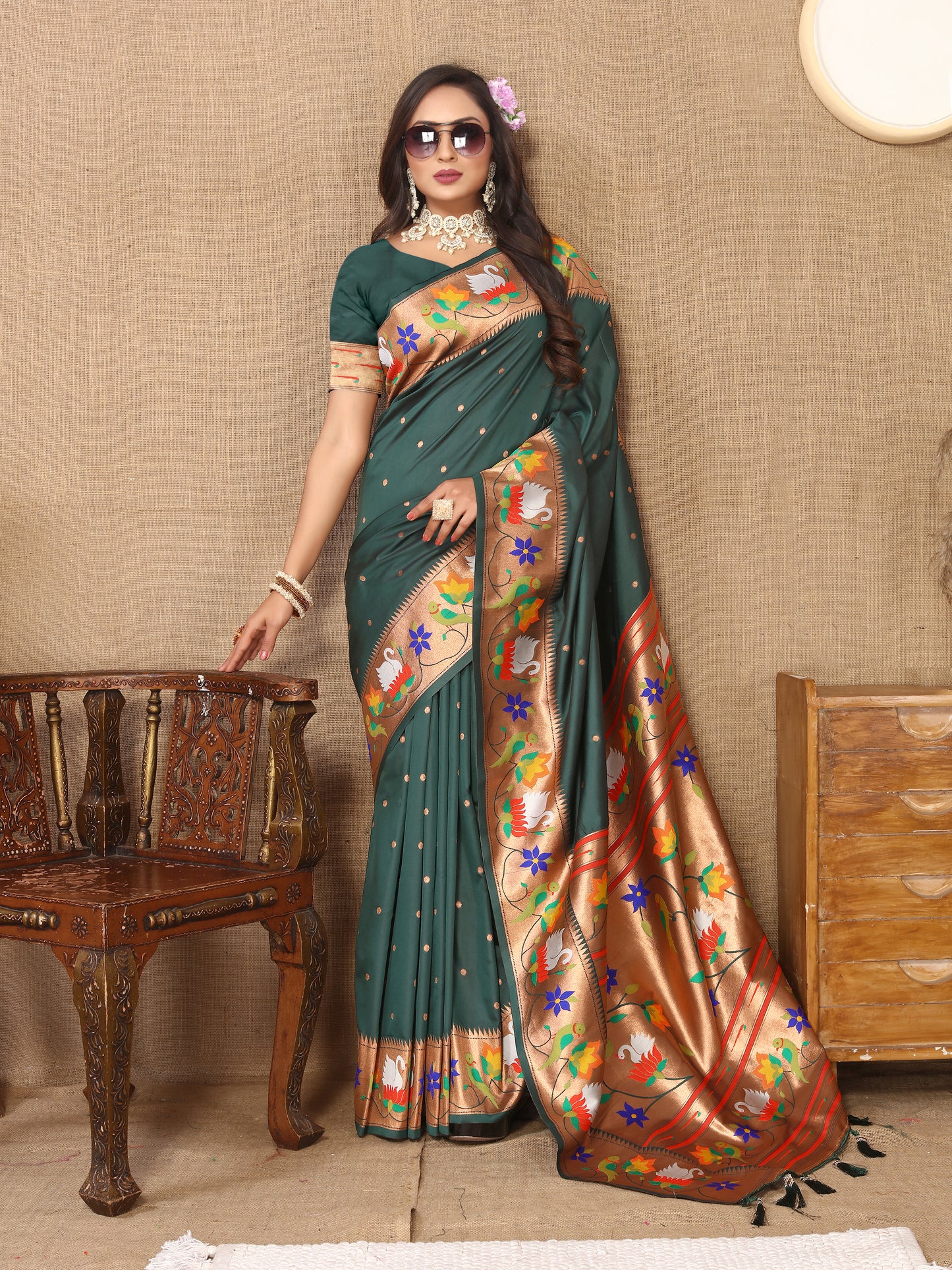 Soft Paithani Silk Saree with Meenakari Weaving Design.