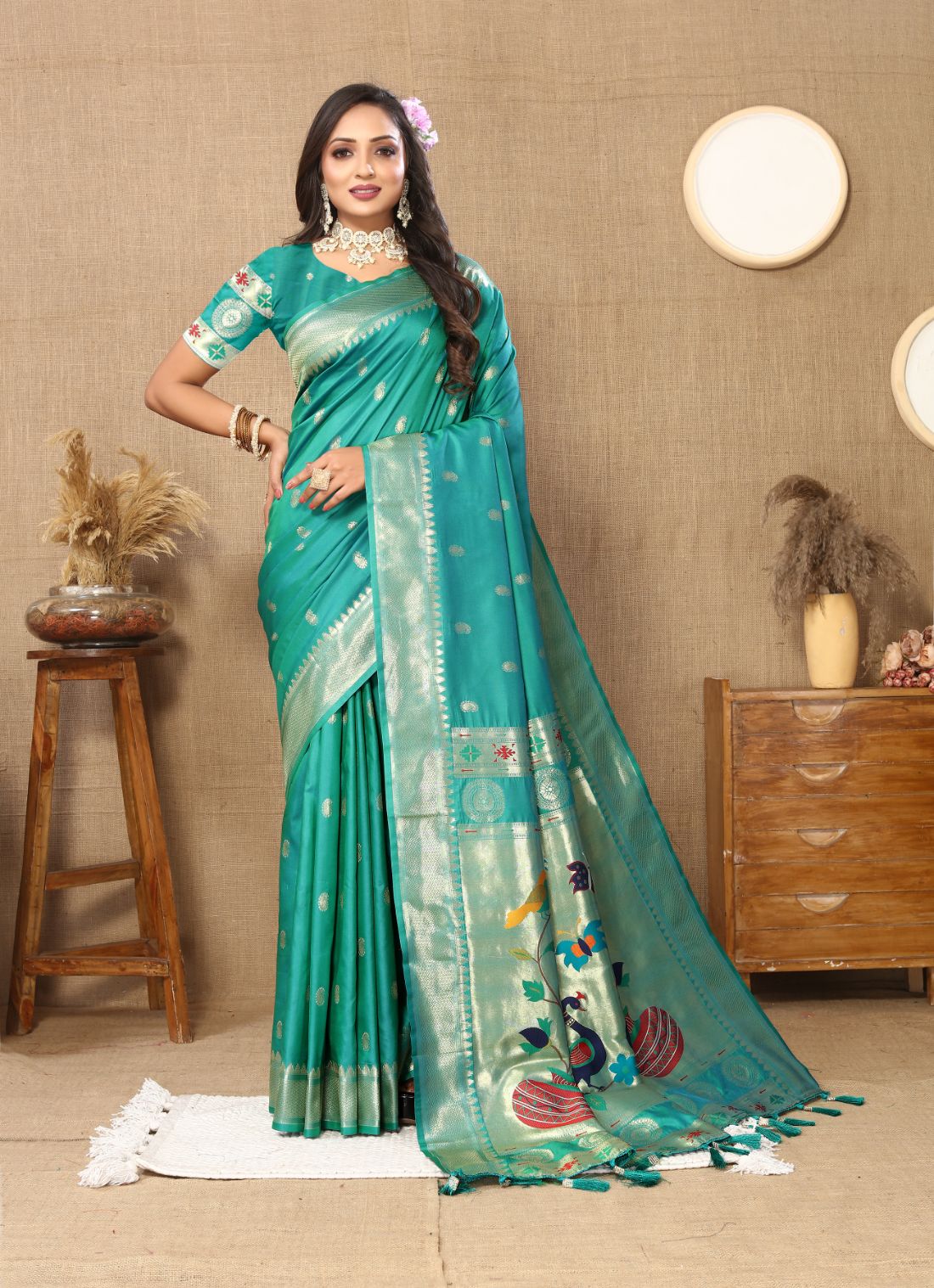 Soft  Paithani  silk saree with zari  weawing design  and  Rich Meenakari  weawing Pallu with  zari weawing border & tessels attach at Pallu end  , Blouse :- Silk weawing Blouse piece