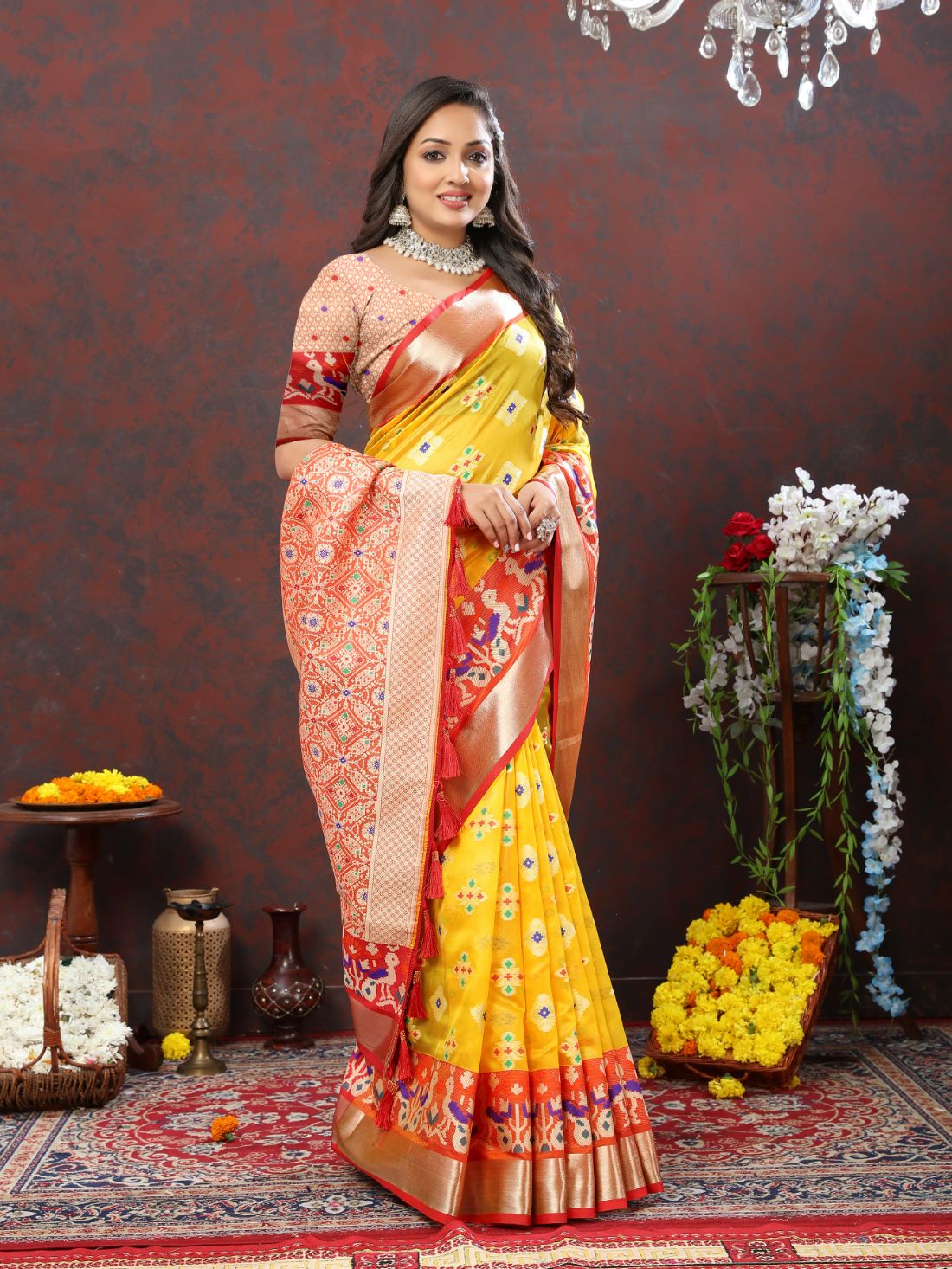 Yellow & Red Color Women’s Zari Woven Designer Soft Organza Silk Saree and Rich Pallu Weawing Unstitched Blouse With Blouse Piece.