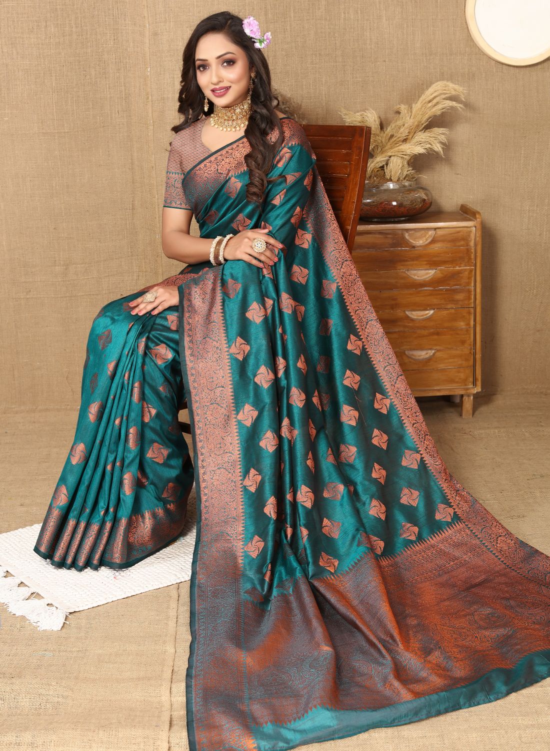 Aqua Blue Color Soft  Katan Silk saree with Copper Zari weawing Design and Rich Zari weawing Pallu with Unstiched Blouse piece.