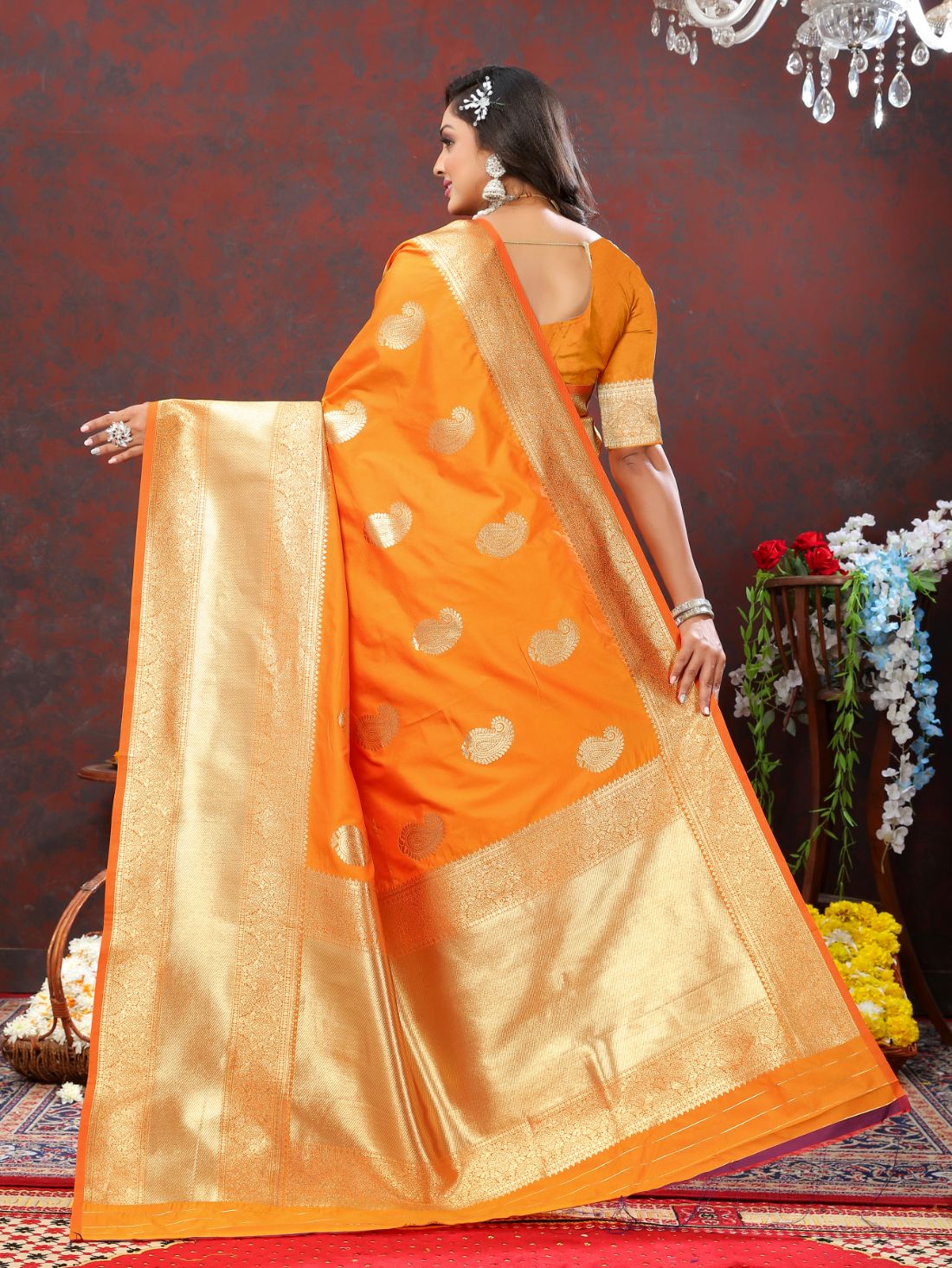 Orange Color Exclusive Soft Silk Zari Woven Work With Rich Pallu and Contrast Border With Tessels Women's Saree with Unstiched Blouse Pieces.