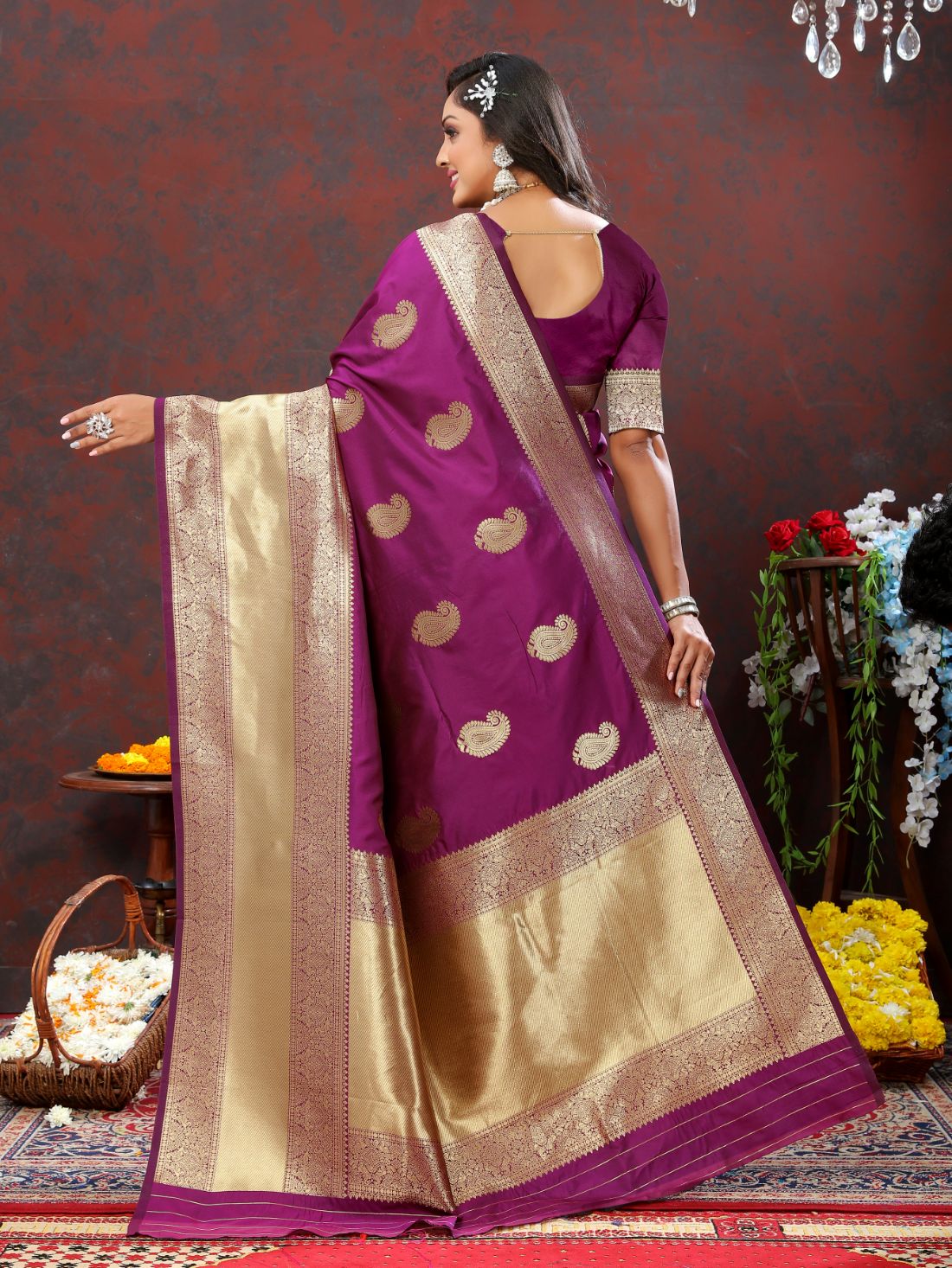 Purple Color Exclusive Soft Silk Zari Woven Work With Rich Pallu and Contrast Border With Tessels Women's Saree with Unstiched Blouse Pieces.