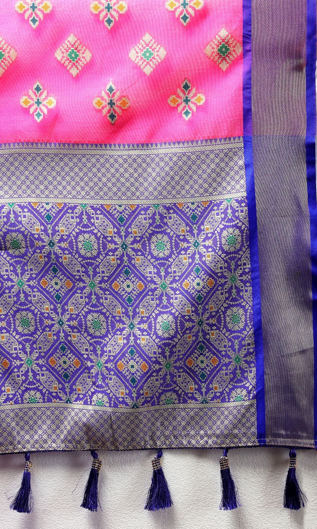 Pink & Blue Color Women’s Zari Woven Designer Soft Organza Silk Saree and Rich Pallu Weawing Unstitched Blouse With Blouse Piece.