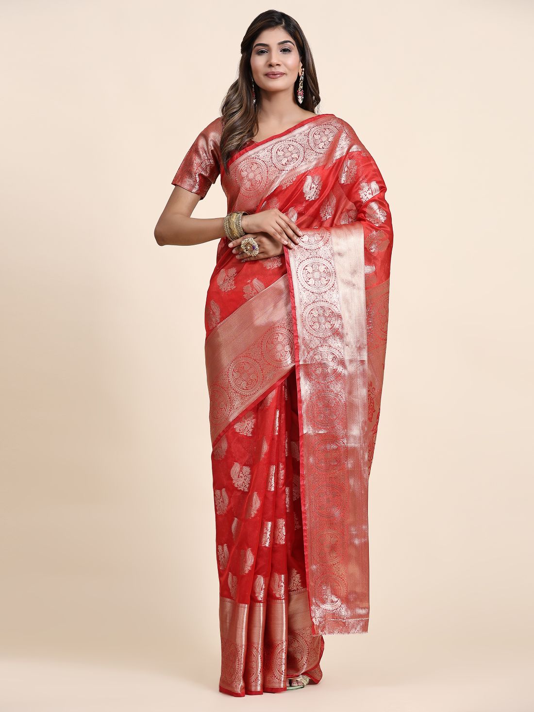 Red Color Women’s Zari Woven Designer Soft Organza Silk Saree and Rich Pallu Weawing Unstitched Blouse With Blouse Piece.