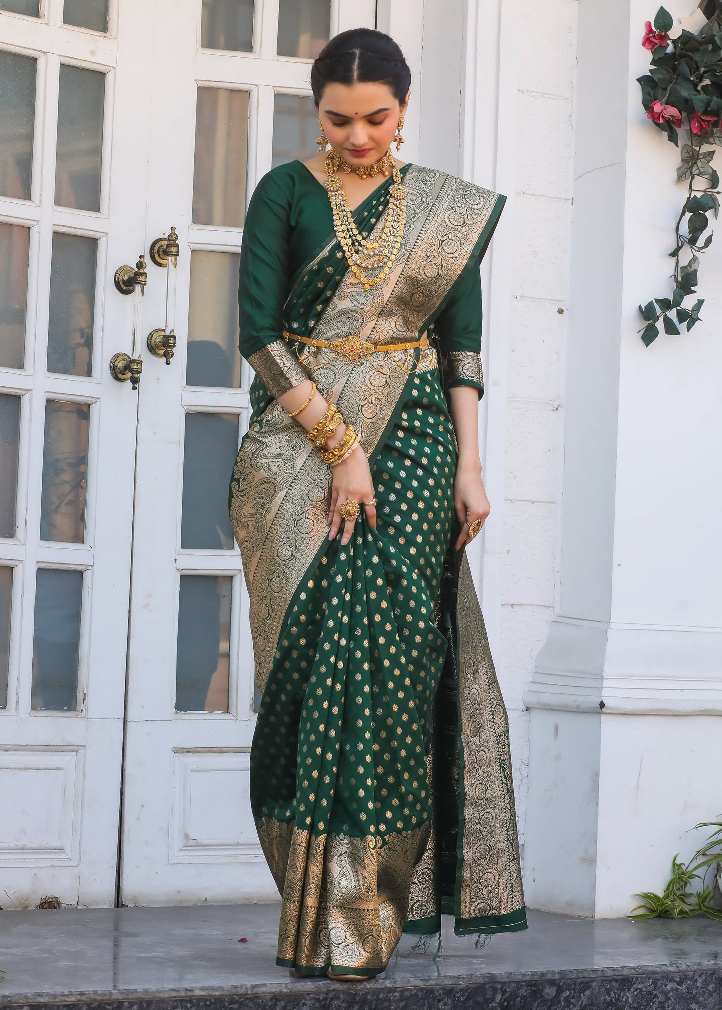 KeKoVi Women's Dark Green Banarasi Silk Saree with Rich Gold Zari Border & Unstitched Blouse | Wedding, Festive & Party Wear