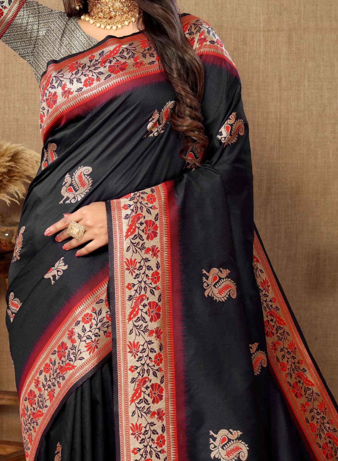 Black Color Zari Woven Soft Paithani Silk Sarees With Rich Weaving Pallu with tassels.