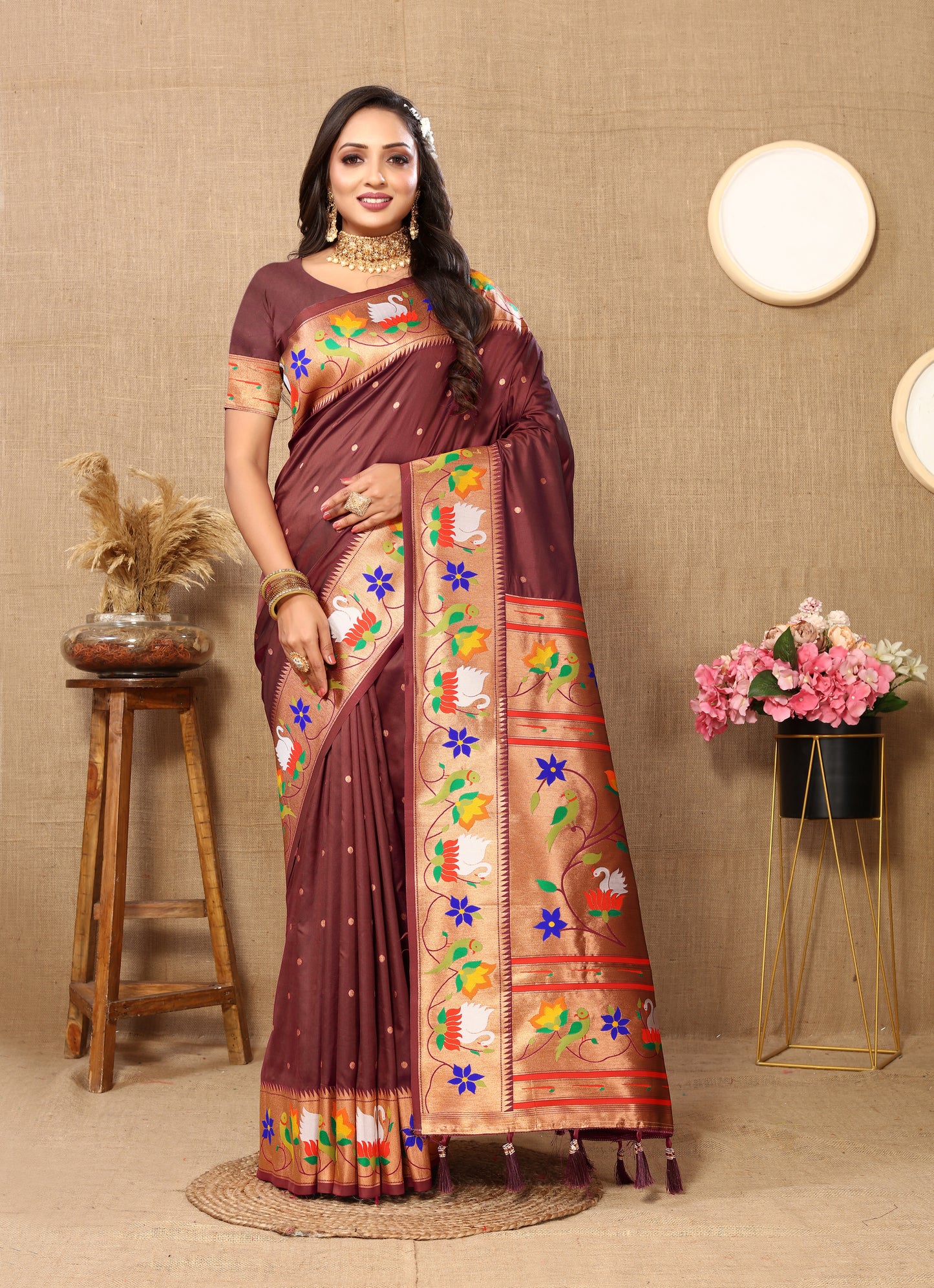 Soft Paithani Silk Saree with Meenakari Weaving Design.