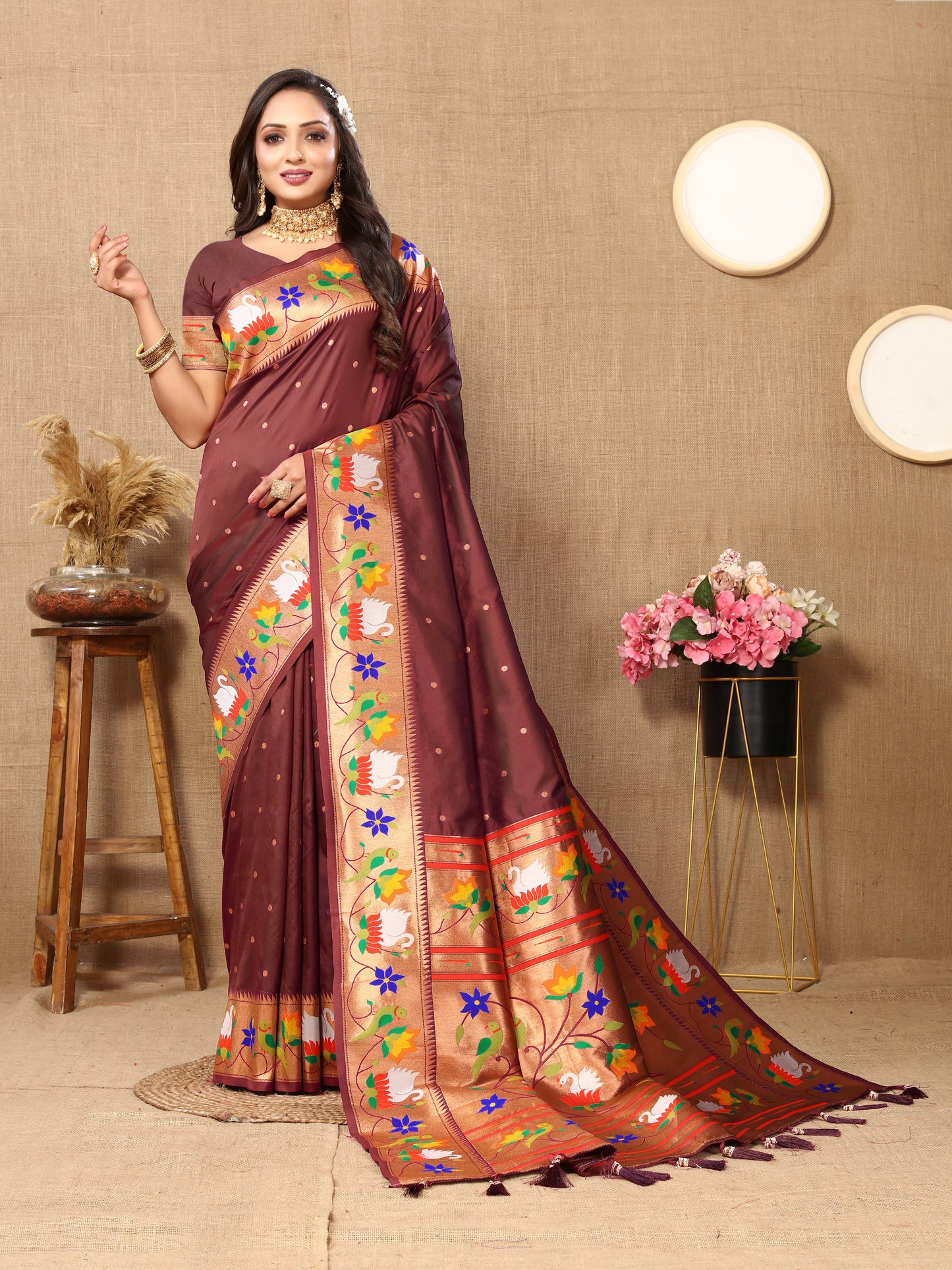 Soft Paithani Silk Saree with Meenakari Weaving Design.