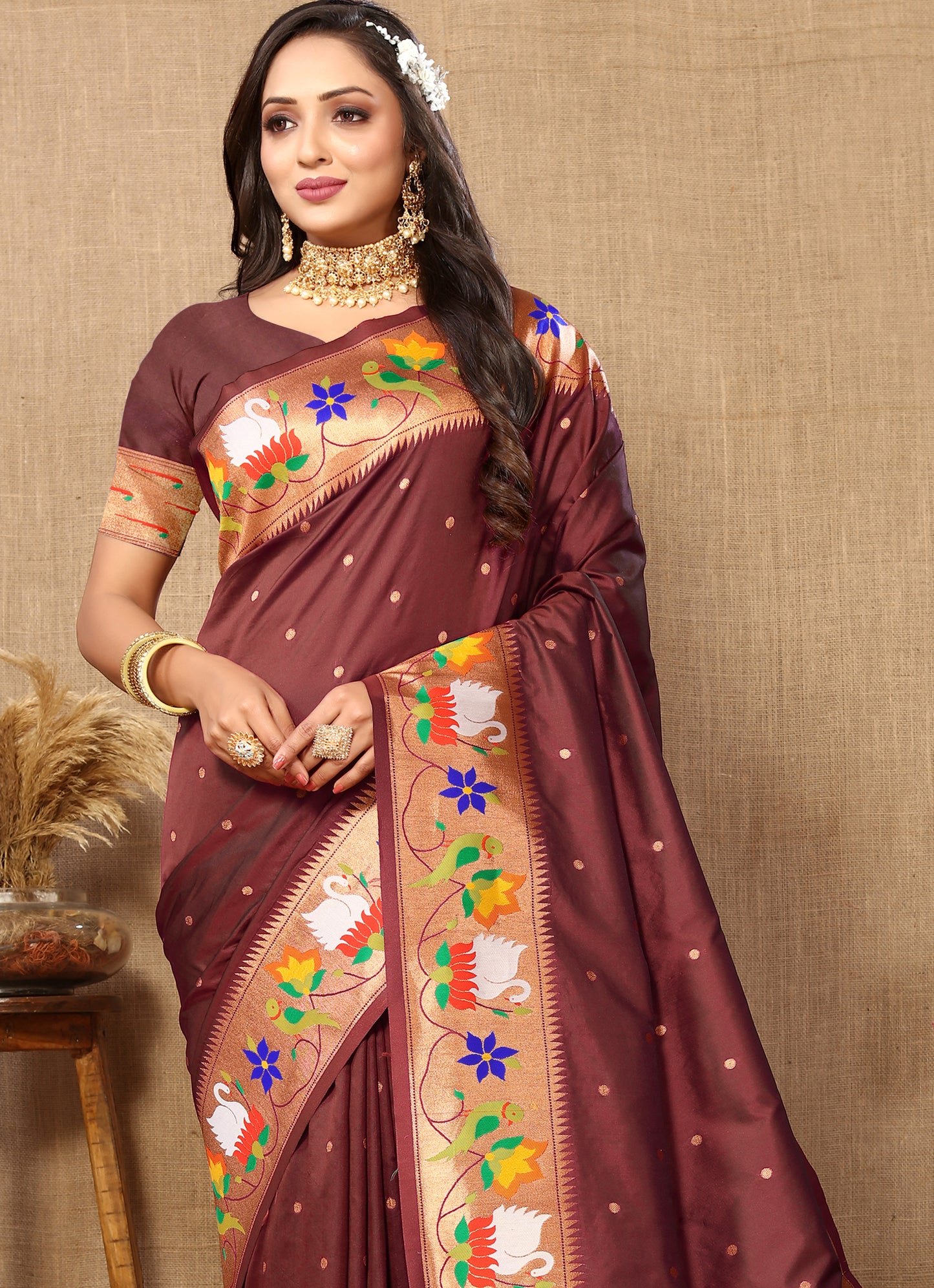 Soft Paithani Silk Saree with Meenakari Weaving Design.