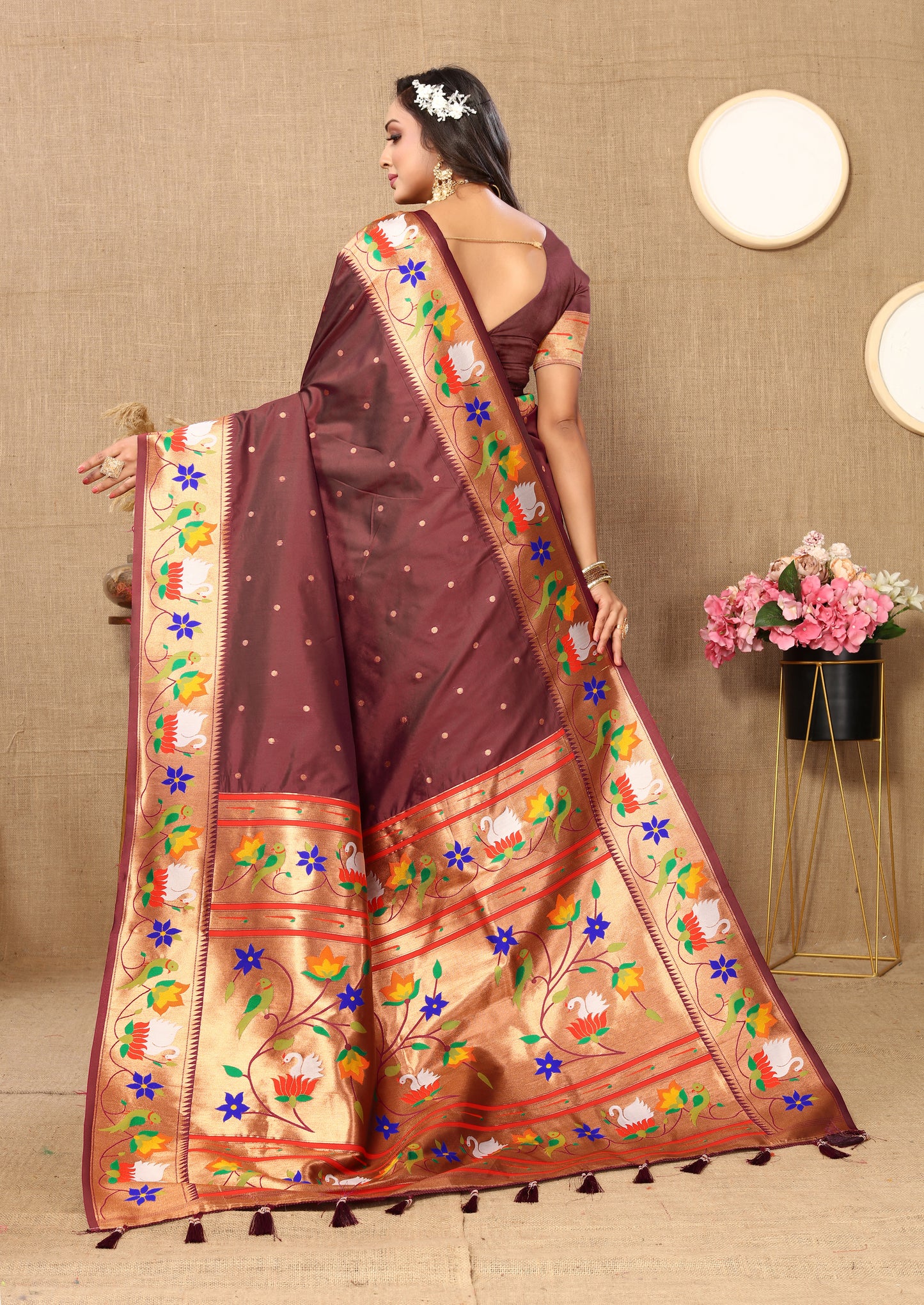 Soft Paithani Silk Saree with Meenakari Weaving Design.