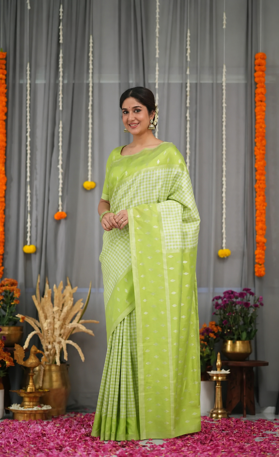 KeKoVi Women's Light Golden Yellow Banarasi Silk Saree with Rich Zari Border & Unstitched Blouse