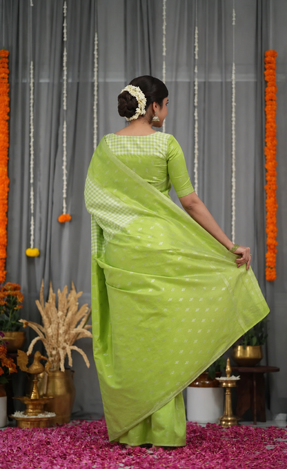 KeKoVi Women's Light Golden Yellow Banarasi Silk Saree with Rich Zari Border & Unstitched Blouse