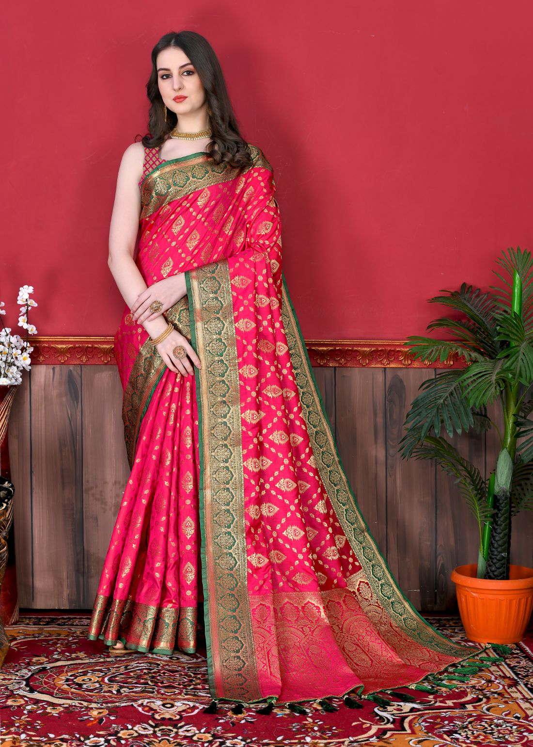 Pink Color Exclusive Soft Silk Zari Woven Work With Rich Pallu and Contrast Border With Tessels Women's Saree with Unstiched Blouse Pieces.