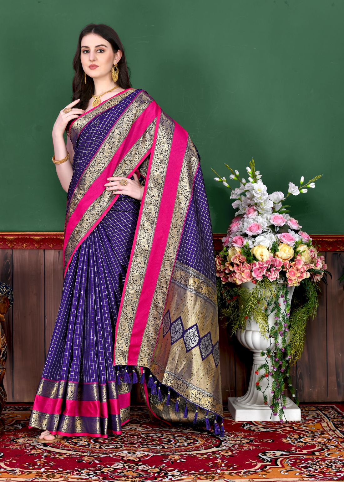 Royal Blue Color Beautiful Checked Designer Soft Silk Saree For Women with Unstiched Blouse Pieces