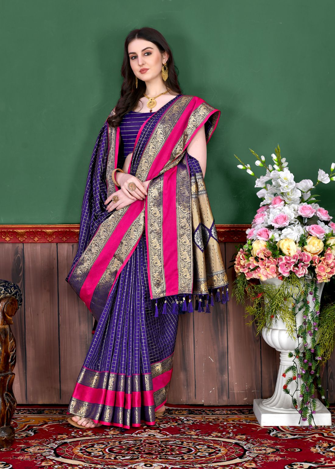 Royal Blue Color Beautiful Checked Designer Soft Silk Saree For Women with Unstiched Blouse Pieces