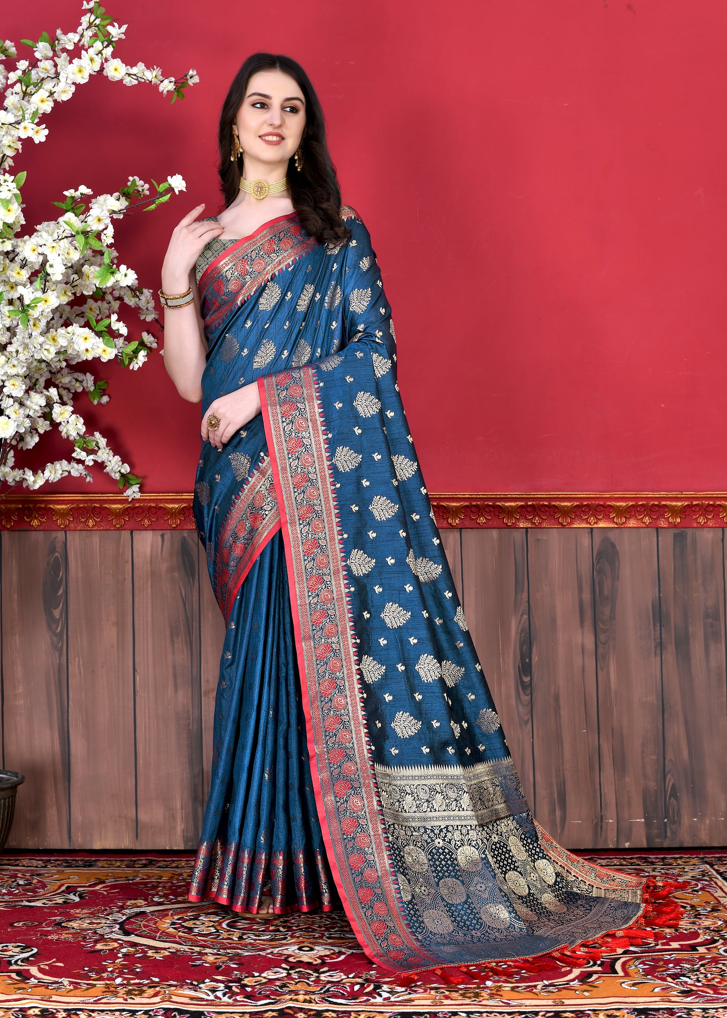 Nevy Blue Color Exclusive Soft Silk Zari Woven Work With Rich Pallu and Contrast Border With Tessels Women's Saree with Unstiched Blouse Pieces.