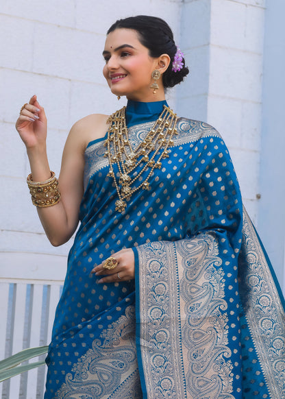 KeKoVi Women's Dark Green Banarasi Silk Saree with Rich Gold Zari Border & Unstitched Blouse | Wedding, Festive & Party Wear