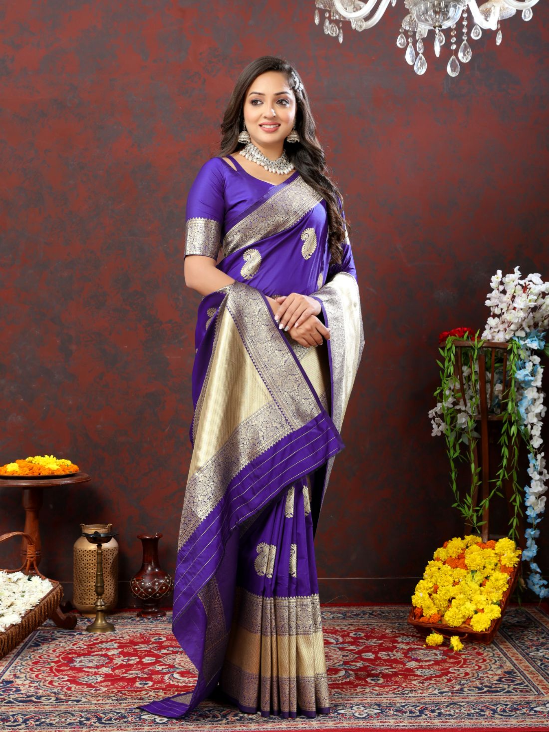 Blue Color Exclusive Soft Silk Zari Woven Work With Rich Pallu and Contrast Border With Tessels Women's Saree with Unstiched Blouse Pieces.