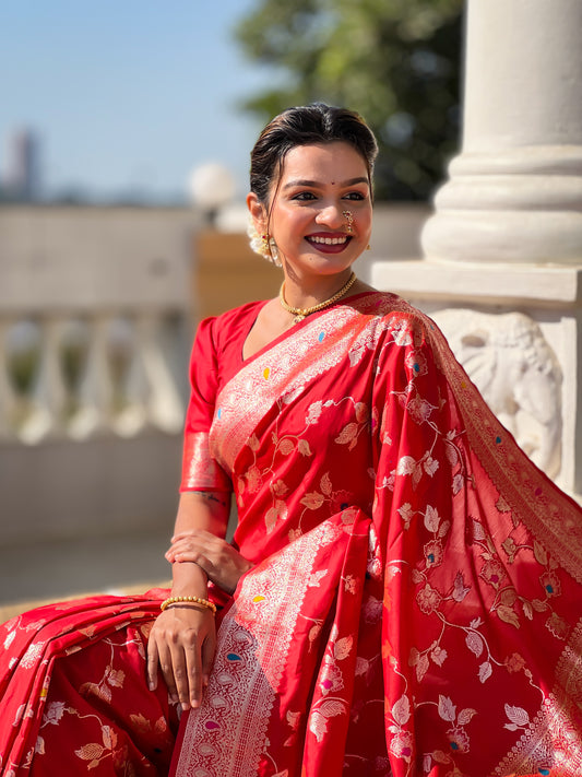 Soft Banarasi Silk Saree With Zari Weaving Minakari Touchup Design