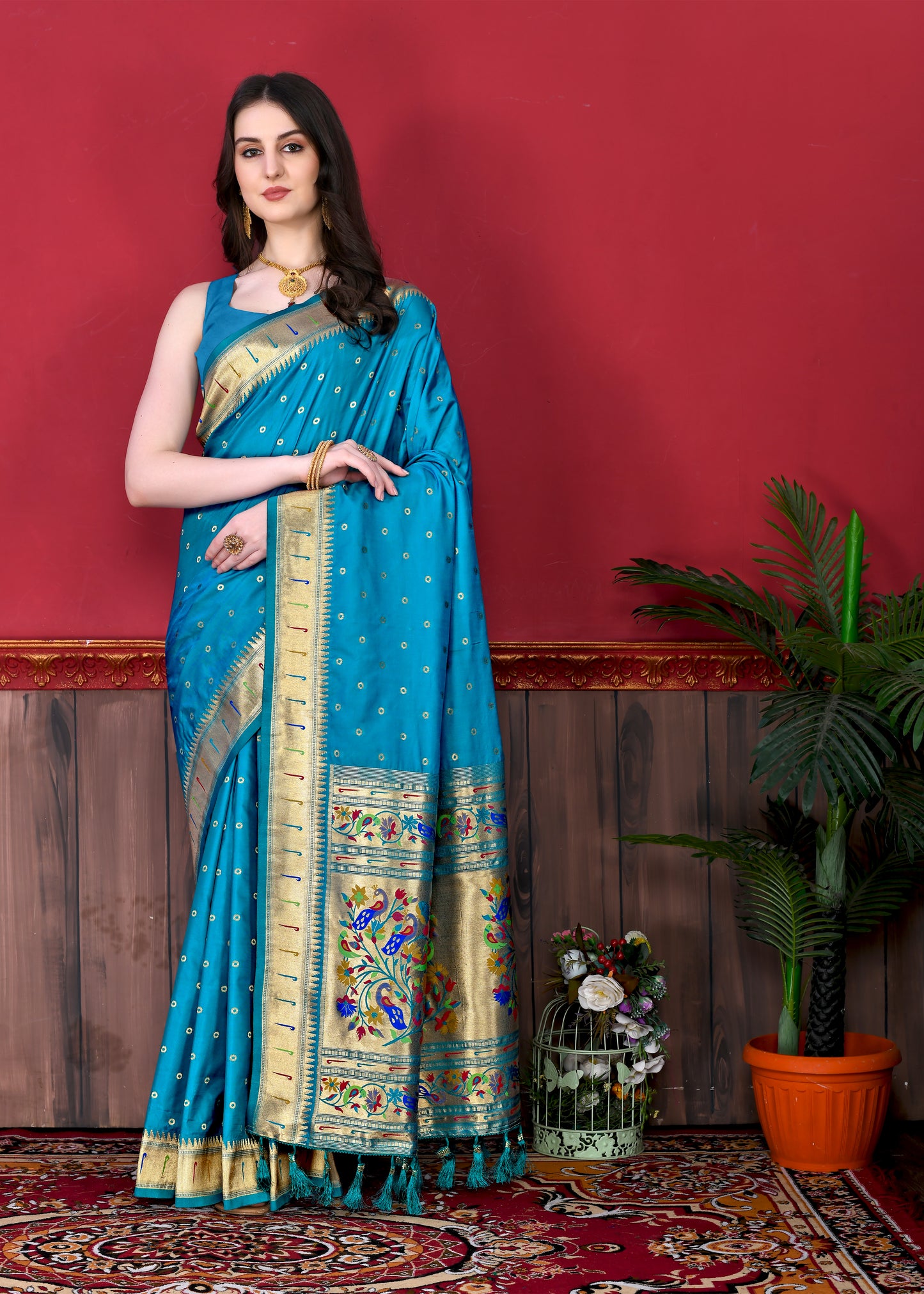 Soft Paithani Silk Saree with Gold Zari Weaving Motifs