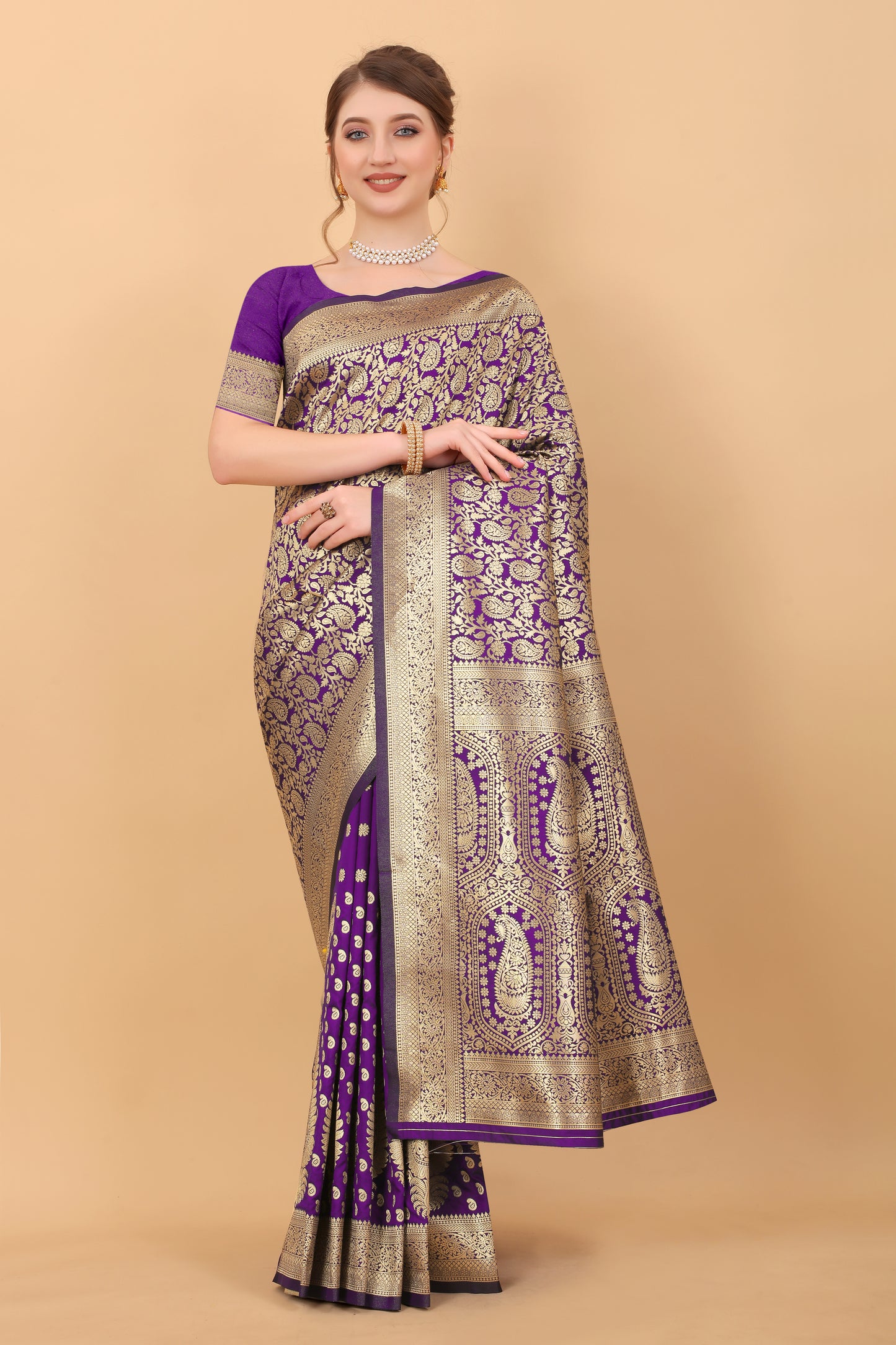 Kanjivaram Silk Saree  With Rich golden Zari Wooven  Pallu & Zari weawing Border With Beautiful Zari motifs weawing  all over the Saree