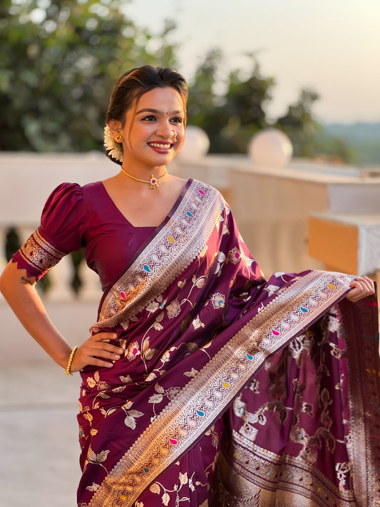 Women Floral Woven Saree with Blouse Piece