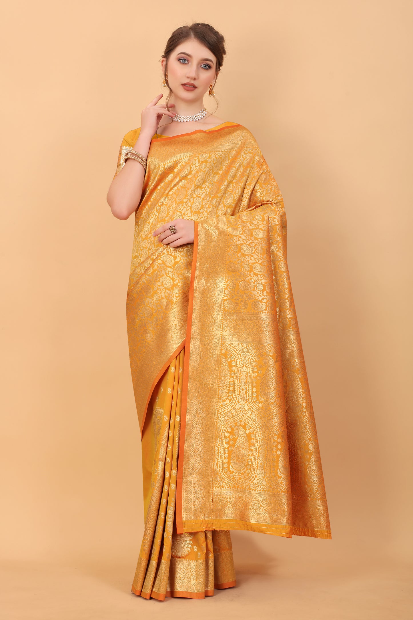 Kanjivaram Silk Saree  With Rich golden Zari Wooven  Pallu & Zari weawing Border With Beautiful Zari motifs weawing  all over the Saree