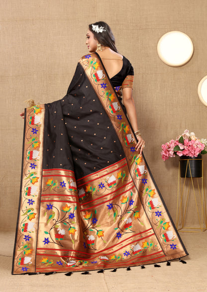 Soft Paithani Silk Saree with Meenakari Weaving Design.