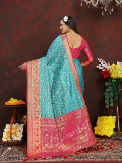 Light Blue & Pink Color Women’s Zari Woven Designer Soft Organza Silk Saree and Rich Pallu Weawing Unstitched Blouse With Blouse Piece.