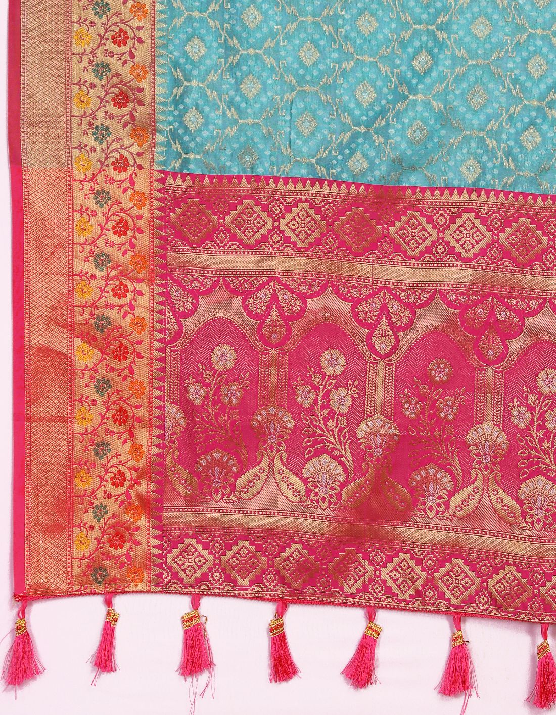 Light Blue & Pink Color Women’s Zari Woven Designer Soft Organza Silk Saree and Rich Pallu Weawing Unstitched Blouse With Blouse Piece.