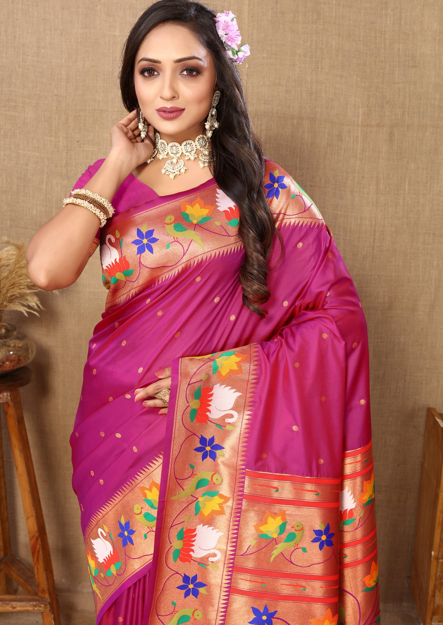 Soft Paithani Silk Saree with Meenakari Weaving Design.